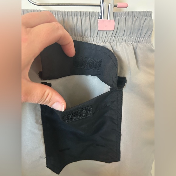 U.S. Polo Assn. USPA Color-Block Swim Shorts - Picture 13 of 16